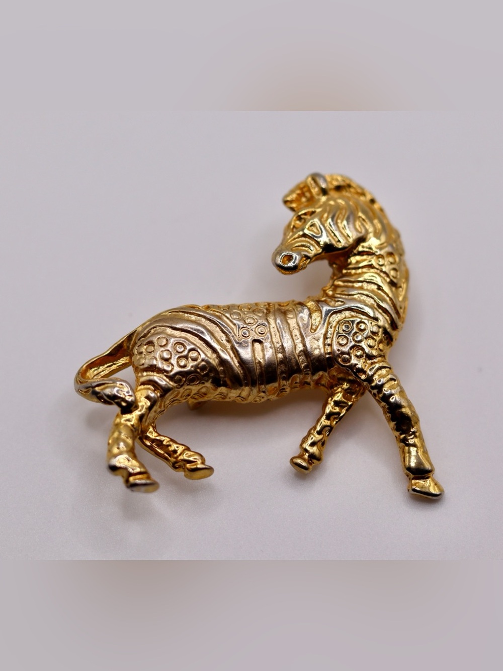 Vintage Gold Tone Zebra Brooch 2” Safari Animals Figural Costume Jewelry